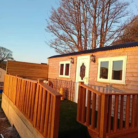 The Chestnut Hut Carran (Donegal)