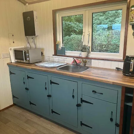 The Chestnut Hut Carran (Donegal)