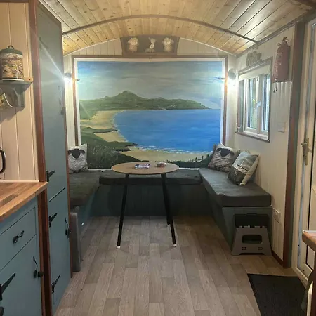 Kemping The Chestnut Hut Carran (Donegal)